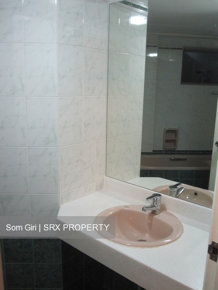 The Riverside Piazza (D1), Apartment #209845391